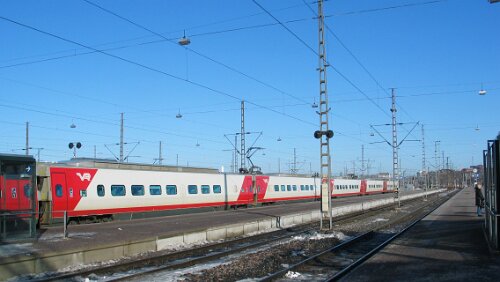Hämeenlinna Rautatieasema, Pendolino