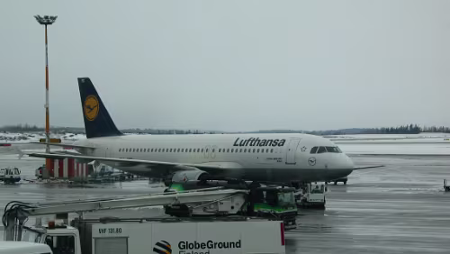 Flughafen Flughafen Helsinki-Vantaa