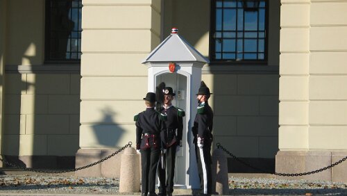 Oslo Der Ablösevorgang, alles sehr gewissenhaft