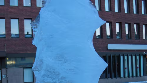 Umeå Eisskulpturen in Fußgängerzone von Umeå