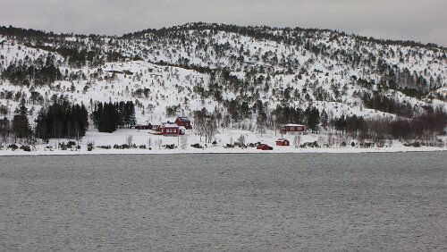 Mosjøen – Harstad Die Fähre legt ab