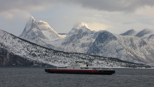Mosjøen – Harstad Die Fähre nach Skaberget