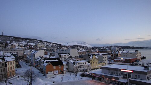 Harstad – Stamsund Ein schöner Tag in Harstad bricht an