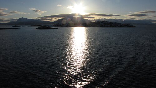Harstad – Stamsund Herrliches Wetter, Meer, Berge, Schnee…