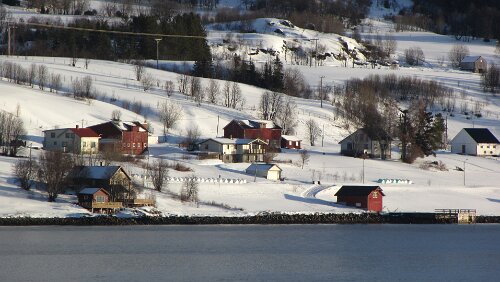 Harstad – Stamsund Herrliches Wetter, Meer, Berge, Schnee…