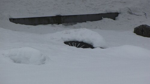 Geilo – Oslo Die Grabsteine sind fast völlig eingeschneit
