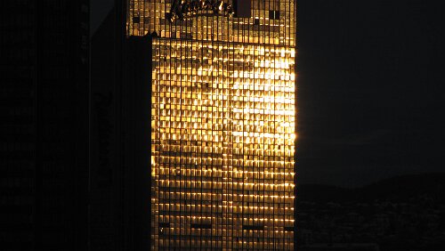 Oslo – Ålesund Das Raddison im frühen Morgenlicht