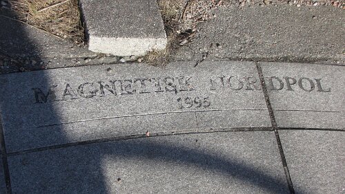 Stavanger – Oslo Himmelsrichtungsanzeigen: Magnetisk Nordpol