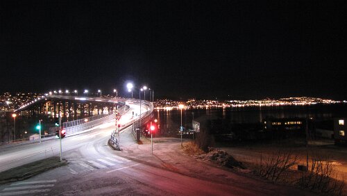 Hurtigrute Stokmarknes – Skervøy Tromsøbrua