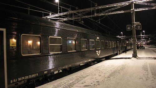 Bergen – Stockholm C 1. Klasseabteil im Zug 648 nach Stockholm, in Kongsvinger stasjon