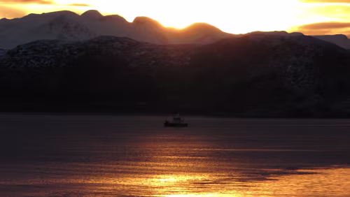 Bergen – Trondheim Sonnenaufgang bei Torvik