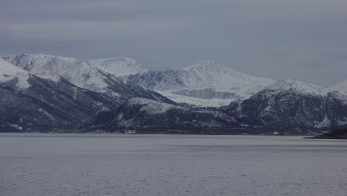 Bergen – Trondheim Auf halbem Weg zwischen Torvik und Ålesund