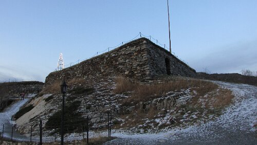 Trondheim – Bodø – Svolvær Nyholms Skandse