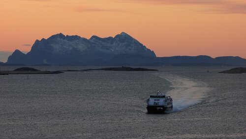 Trondheim – Bodø – Svolvær Vermutlich Teile der Insel Sandhornøya