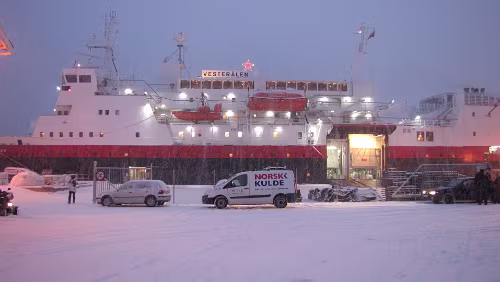 Stokmarknes – Skjervøy M/S Vesterålen in Finnsnes