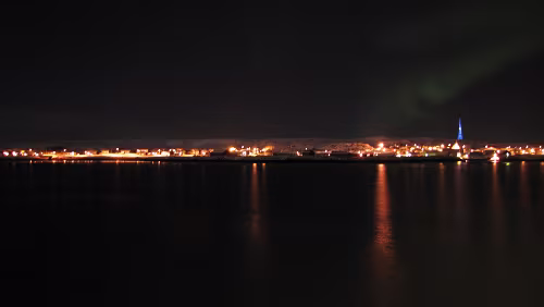 Øksfjord – Hammerfest – Karasjok – Tana bru – Berlevåg Blick auf Berlevåg von der Hurtigruten-Mole aus