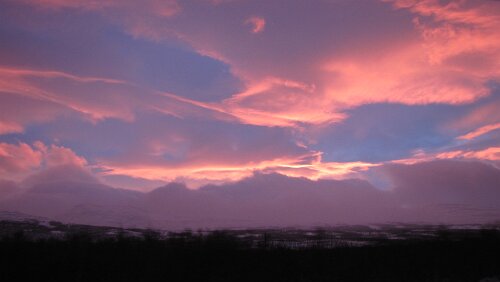 Narvik – Boden C Der Berg Nissontjakko wird öfters auch als Nissontjåkko bezeichnet. Mit seinen 1.550 Metern über dem Meeresspiegel ist der Gipfel von Nissontjåkko der 37....