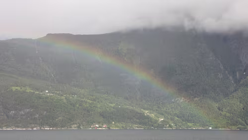 Sandnes – Fotlandsvåg Auf der Überfahrt von Utne nach Kvanndal