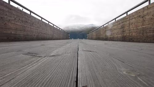 Fotlandsvåg – Flåm – Flåmsbana Der Aussichtspunkt Stegastein bei Aurland