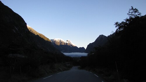 Briksdalsbre – Dalsnibba – Geiranger – Trollstiegen – Trondheim Start von Briksdalsbre in Richtung Olden