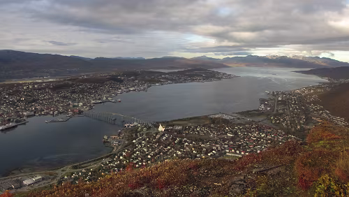 Bognes – Tromsø – Hurtigrute MS Nordkapp Blick vom Storsteinen auf Tromsø