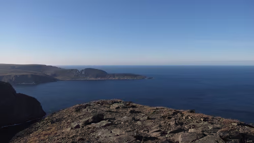 Honningsvåg – Skarsvåg – Nordkapp Knivskjellodden ist der Name einer Landzunge auf der norwegischen Insel Magerøya. Sie liegt wenige Kilometer westlich neben dem Nordkap und reicht mit...