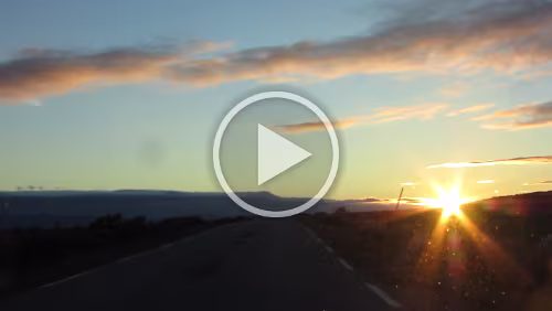 Skarsvåg – Vadsø Sonnenuntergang in der Barentssee. Bei ca. Minute 3 parke ich in der Nähe des Wassers und dann folgen ca. 13 Minuten Sonnenuntergang. In Echt war das ein...