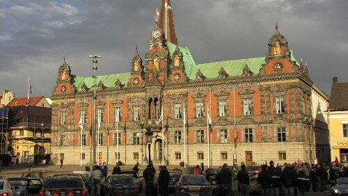 Uppsala – Malmö Auf dem Stortorget mit Blick auf das Rathaus