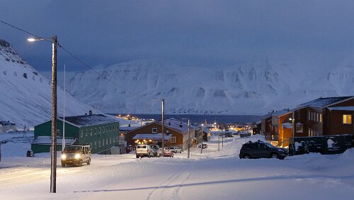 Longyearbyen Am oberen Ende von Nybyen