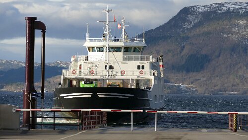 Trondheim – Kristiansund Und da kommt auch schon die Fähre an