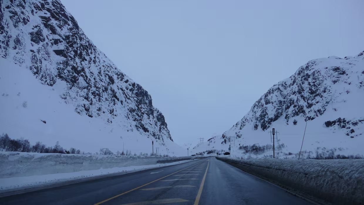 13.02.2015 Norheimsund – Kristiansand –   – Hjørring Karte – Reiseroute Fr 13.02.2015 Norheimsund – Kristiansand – – Hjørring Sa 14.02.2015 Hjørring – Hamburg – Bremen –...