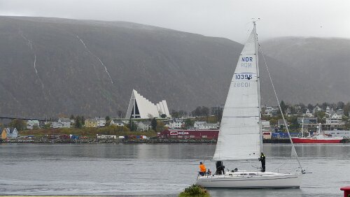 Tromsø Jede Menge Segelboote nehmen Fahrt auf