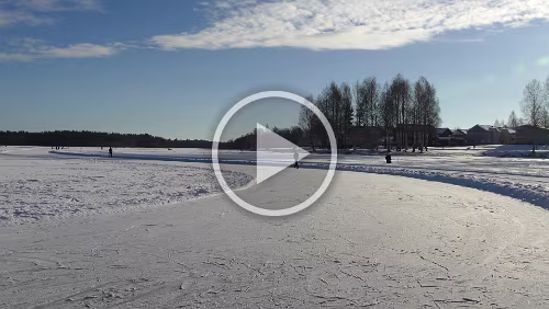 Karlstad – Östersund In Mora. Der Siljan ist der siebtgrößte See Schwedens. Er liegt in der schwedischen Provinz Dalarna. Der See hat eine Fläche von 290 km², eine größte Tiefe von...