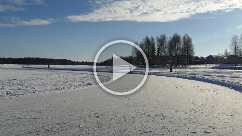 Karlstad – Östersund In Mora. Der Siljan ist der siebtgrößte See Schwedens. Er liegt in der schwedischen Provinz Dalarna. Der See hat eine Fläche von 290 km², eine größte Tiefe von...