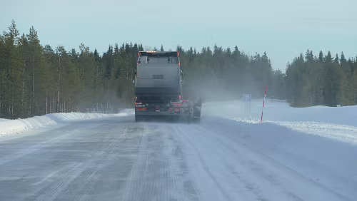Östersund – Engan Räumfahrzeug bei der Arbeit