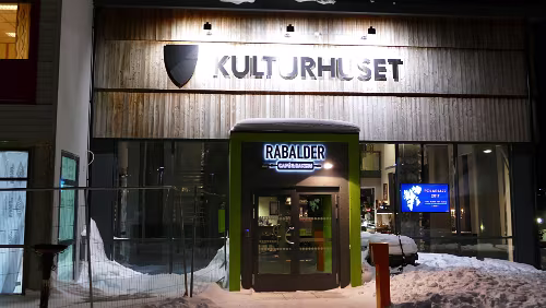 Tromsø – Longyearbyen Das Kulturhuset, Haus der Kultur, mit Kino und großer Bühne