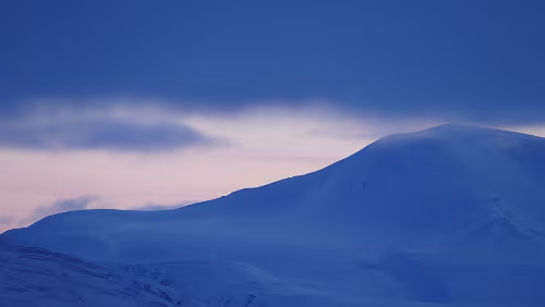 Longyearbyen Recht hell, aber Sonne wird es trotzdem keine zu sehen geben