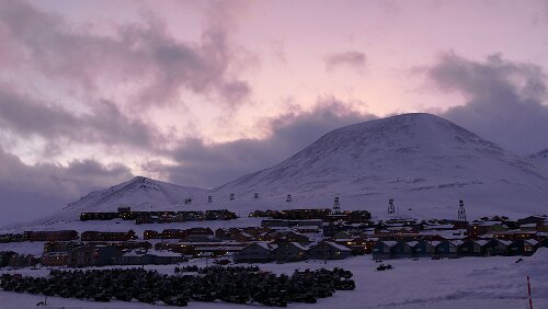 Longyearbyen Nur ein kleiner Teil der Schneemobile