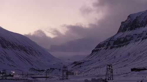 Longyearbyen – Tromsø Blick in Richtung Håbergnuten 1.031 m.o.h.