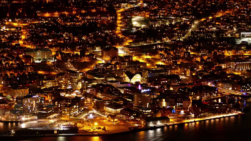 Longyearbyen – Tromsø Blick auf Tromsø