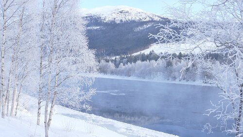 Trondheim – Oslo Glomma eller Glåma (norrønt: Gláma «den bleikblå» er Norges lengste elv, 619,9 kilometer lang.