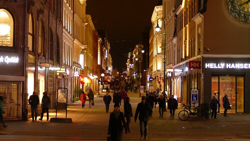 Trondheim – Oslo Blick in die Karl Johans gate