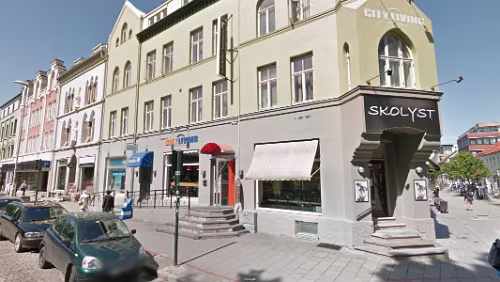 09 - Mi 08.02.2017 Nesna - Trondheim 'City Living Schøller Hotel' City Living Schøller Hotel – Dronningensgate 26, 7011 Trondheim, Norge – ☎ +47 73 87 08 00 – GPS-koordinater:...