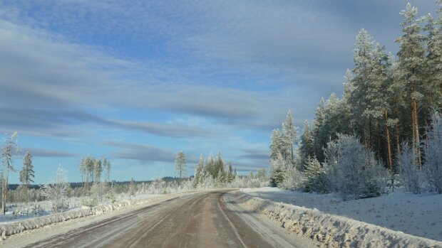 30.01.2017 Karlstad – Östersund Karte – Reiseroute Mo 30.01.2017 Karlstad – Malung – Sveg – Östersund, 7 Std. 26 Min. (587 km), über [E45] Unterkunft...