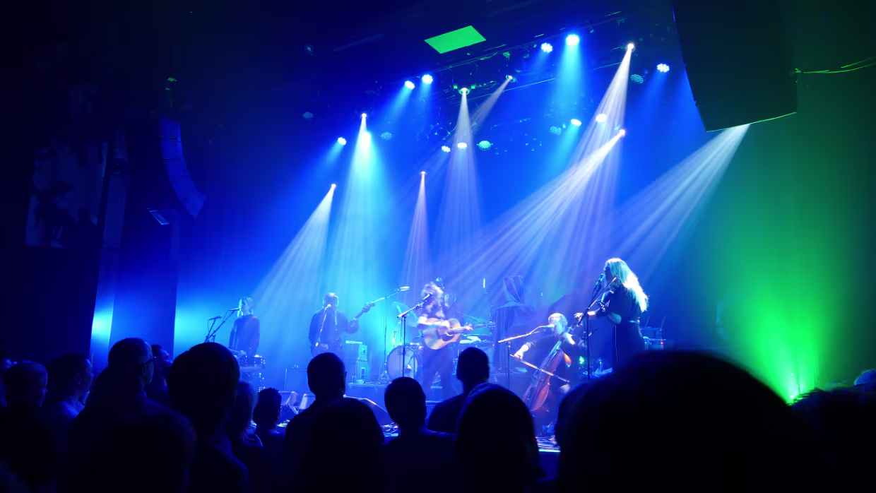 04.02.2017 Longyearbyen Karte – Reiseroute Sa 04.02.2017 Svalbard Unterkunft Unterkunft Aktuelle Wetteraussichten vv_Longyearbyen...