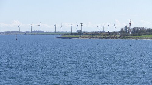 Hahnstätten – Malmö Windmühlen an der Küste der Insel Fehmarn