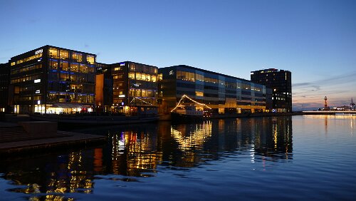 Hahnstätten – Malmö Die Hochschule Malmö (schwedisch Malmö högskola) ist eine staatliche Hochschule in der südschwedischen Stadt Malmö. Mit mehr als 24.000 eingeschriebenen...