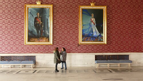 Oslo Das monumentale Rathaus von Oslo setzt eine architektonische Dominante in der Hauptstadt und hat große historische und symbolische Bedeutung als repräsentatives...
