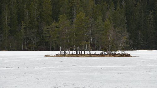 Oslo Store Åklungen er et vann 295 meter over havet i Nordmarka, Oslo.