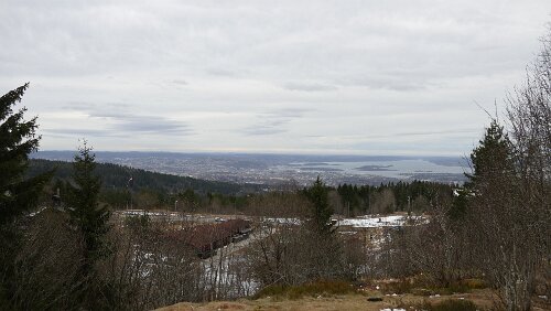Oslo Frognerseteren, eller Frognersætra, (Holmenkollveien 200) er et populært helårs turområde i Nordmarka i Oslo.